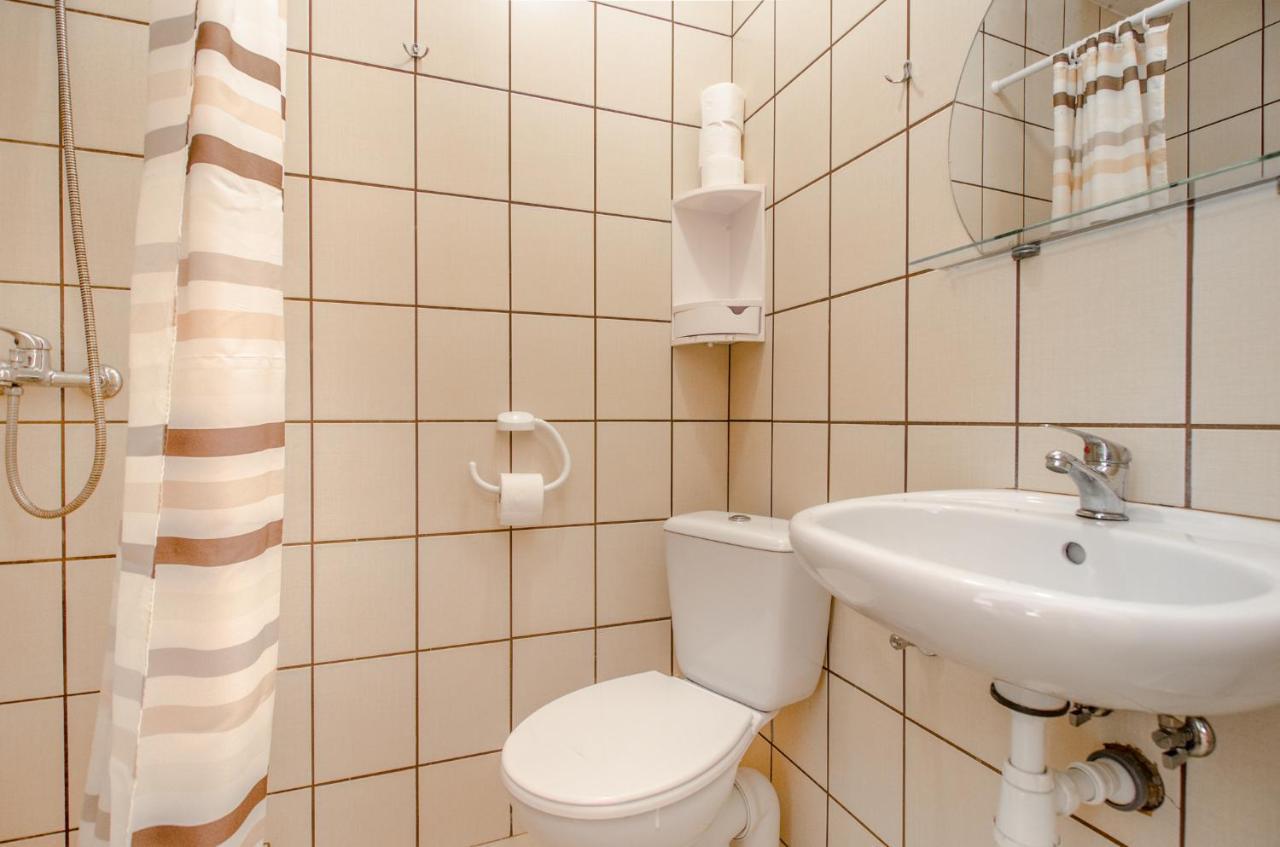 Pokoje Goscinne Jedrus Mielno  Exteriör bild